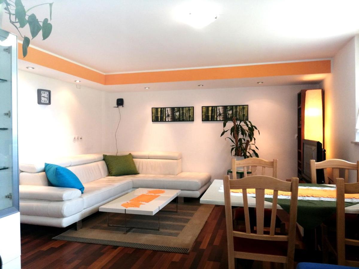 Mateja House - Apartments In Zirovnica Rodine エクステリア 写真